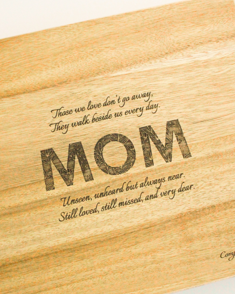 MOM engraved keepsake box